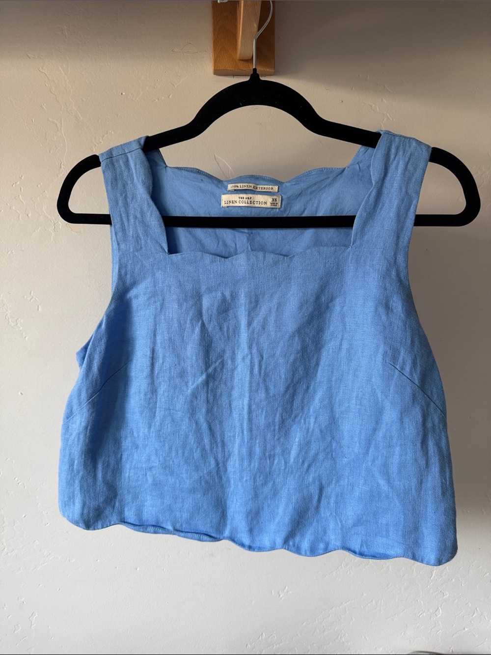Abercrombie & Fitch Linen Collection - Light Blue Linen Scalloped Tank Top